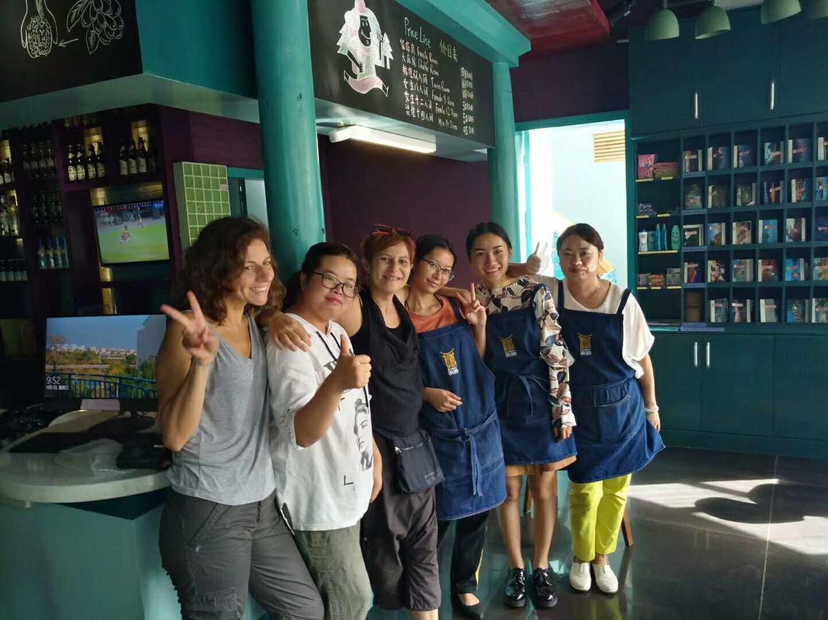 Jianshui Upland Internation Youth Hostel エクステリア 写真